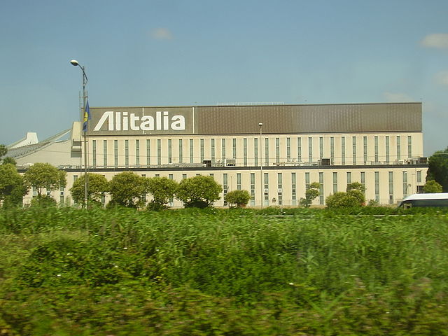 Sede Alitalia all'aeroporto di Fiumicino, Roma/ Alitalia head office at Fiumicino Airport, Rome